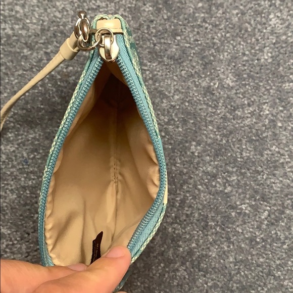 coach wristlet - Picture 3 of 3